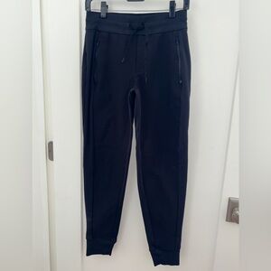 Athleta Headlands Hybrid Trek jogger sz 2 EUC LN